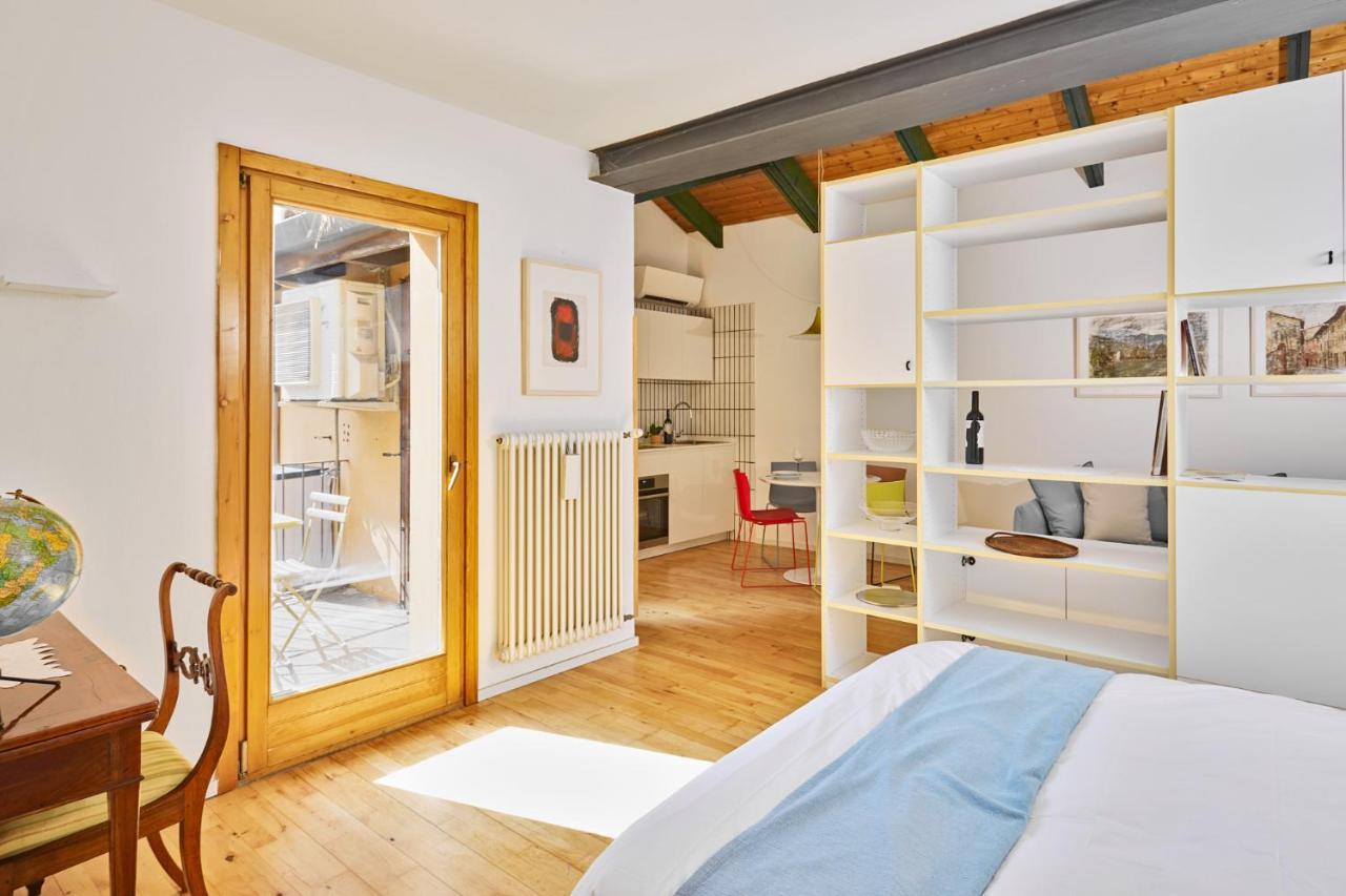 Italian Design Small Attic Bologna Exteriör bild