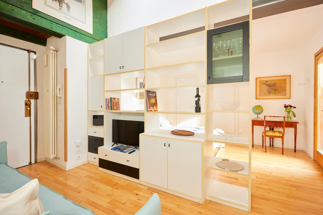 Italian Design Small Attic Bologna Exteriör bild